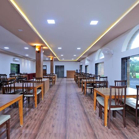 Gir Night Resort Sasan Gir Esterno foto